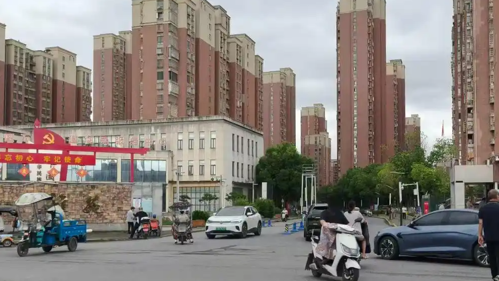  假“拆迁办主任” 卖了不存在的房