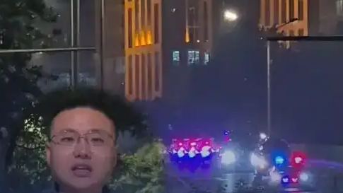  特朗普团队抵达下榻酒店