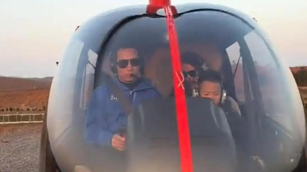 男子开飞机回老家 80公里仅15分钟