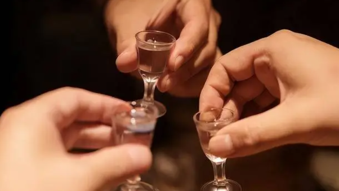  文明不劝酒 劝酒不文明