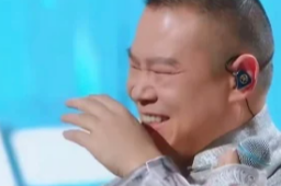 岳云鹏回应和赵雅芝合唱捂嘴偷笑