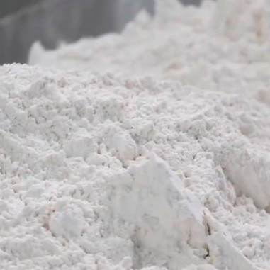 17万赌一个村庄的未来：村支书贷款创业还债跑网约车