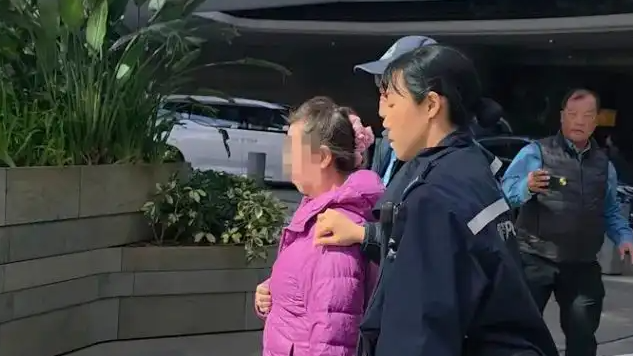 在香港拿假支票存160亿欧元 1人被捕