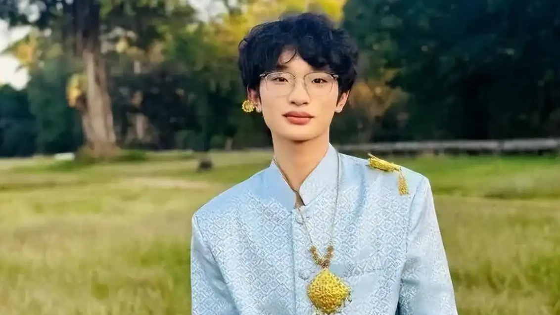  百万粉“钟美美”被波士顿大学录取