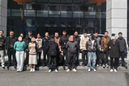 网警严查“斗狠”类直播 13人被拘