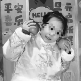 5岁女童小区内被马匹缰绳勒颈身亡