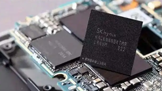 国产手机集体涨价 苹果会加入吗