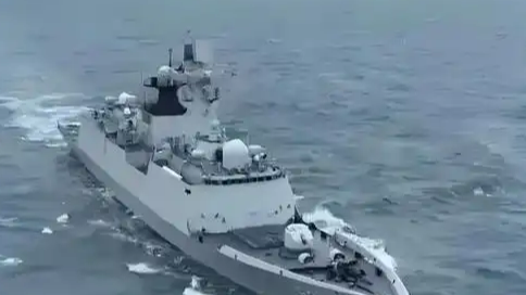 东部战区位台岛南北两端模拟打击