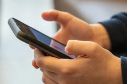   干部用识图APP拍摄机密材料遭泄露 缩略图