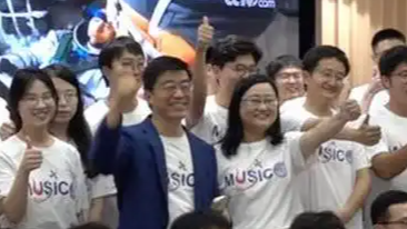  香港科技大学师生祝贺神23成功发射