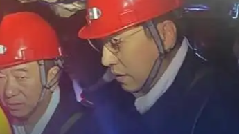  靳东深入矿井慰问一线矿工