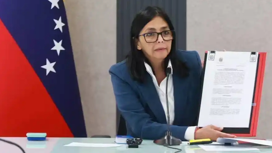 委副总统：马杜罗是唯一合法总统