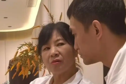   记者卧底“鸡蛋造富神话”训练营 缩略图