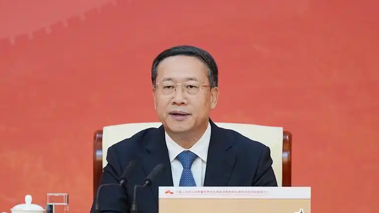 青岛海螺大爆发 潜水员3小时赚3500
