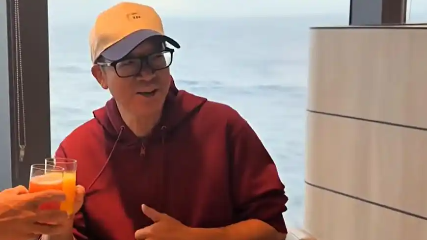  俞敏洪：抽10名优秀员工和老师去南极