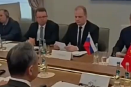   日本军国主义九头蛇再次抬头 缩略图