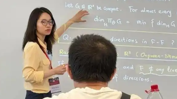  韦东奕曾连续多天听王虹讲座