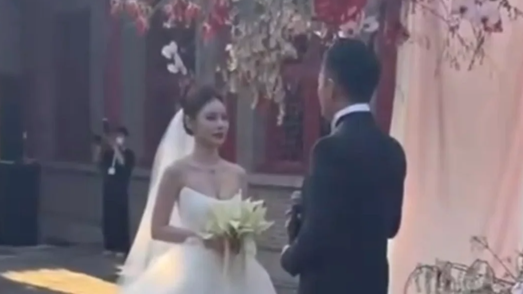  汪小菲二婚誓词环节 连说2遍我愿意