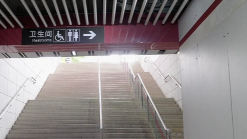 上厕所要先刷脸? 上海地铁回应