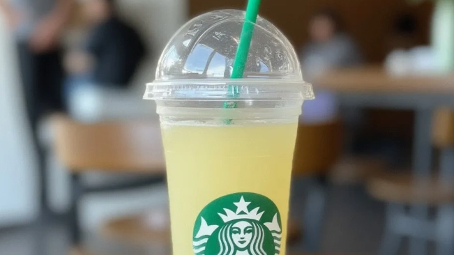  星巴克降价5块有用的话要瑞幸干嘛