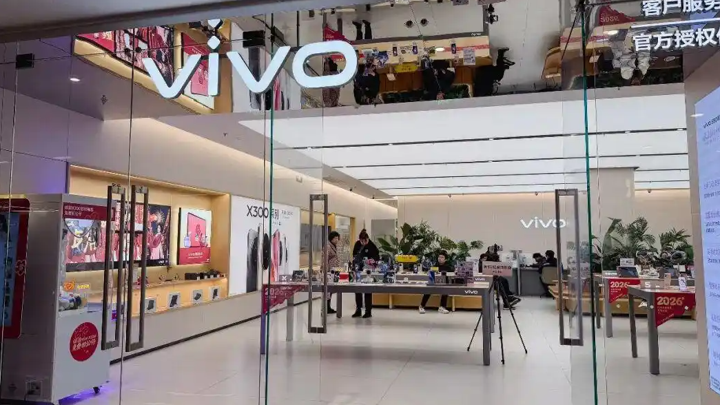 店员称vivo手机将涨10%-15%