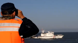 海警巡航现场：台湾山脉清晰可见