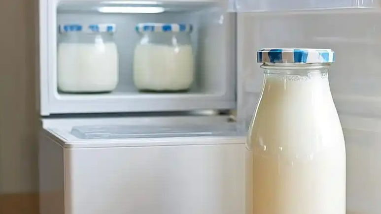 冷藏酸奶渗出水是坏了吗