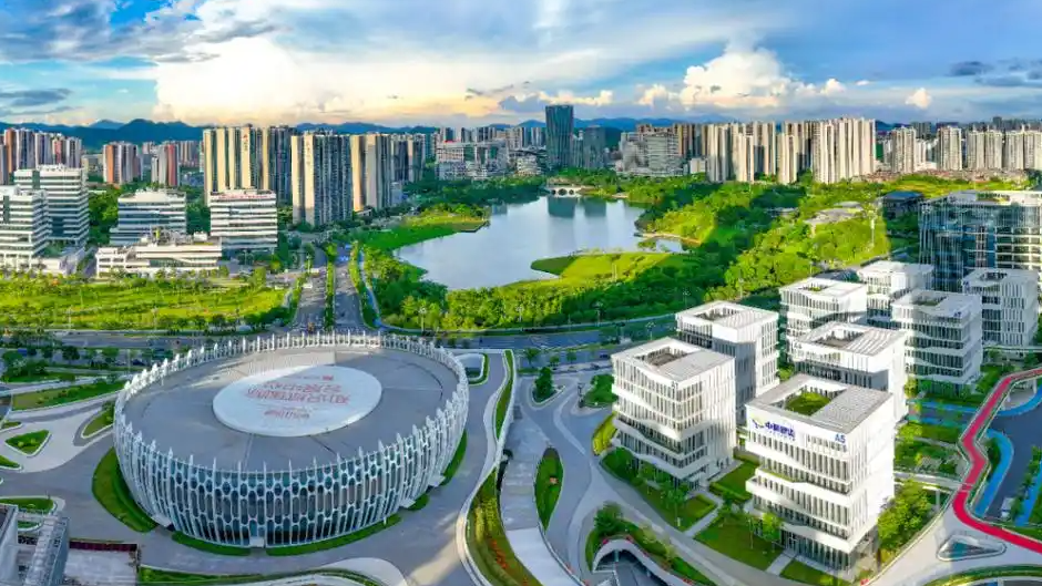 中国第一省会 剑指6万亿GDP