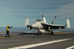   美国不断向伊朗周边调兵遣将 缩略图