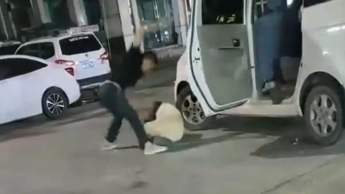 烈士栾留伟逝世一周年 家属祭奠