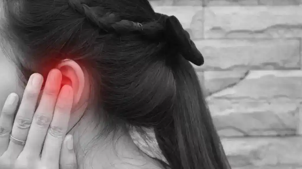  专家：长期熬夜会致特发性突聋