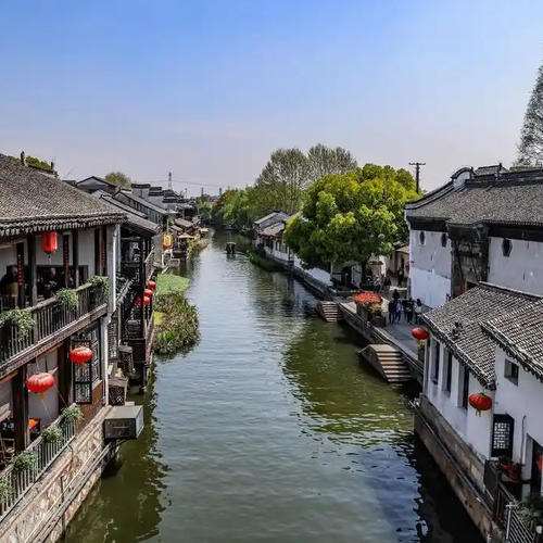 俩游客花86元就餐 店家嫌弃消费太少