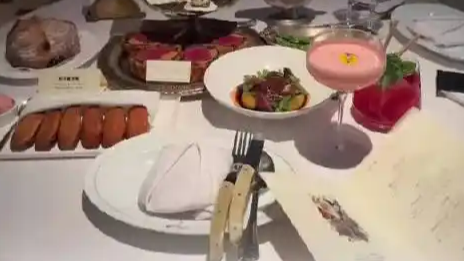 相亲点餐8000元男方吃完就逃单