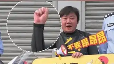  张雪联合交警喊你骑车不要“昂昂昂”