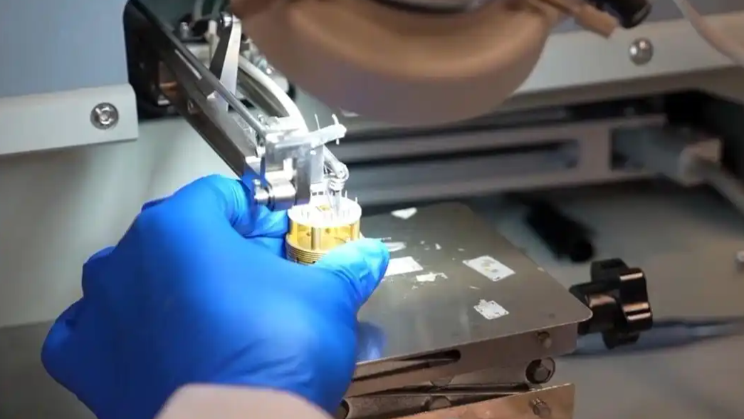 中国科学家造出超导新材料