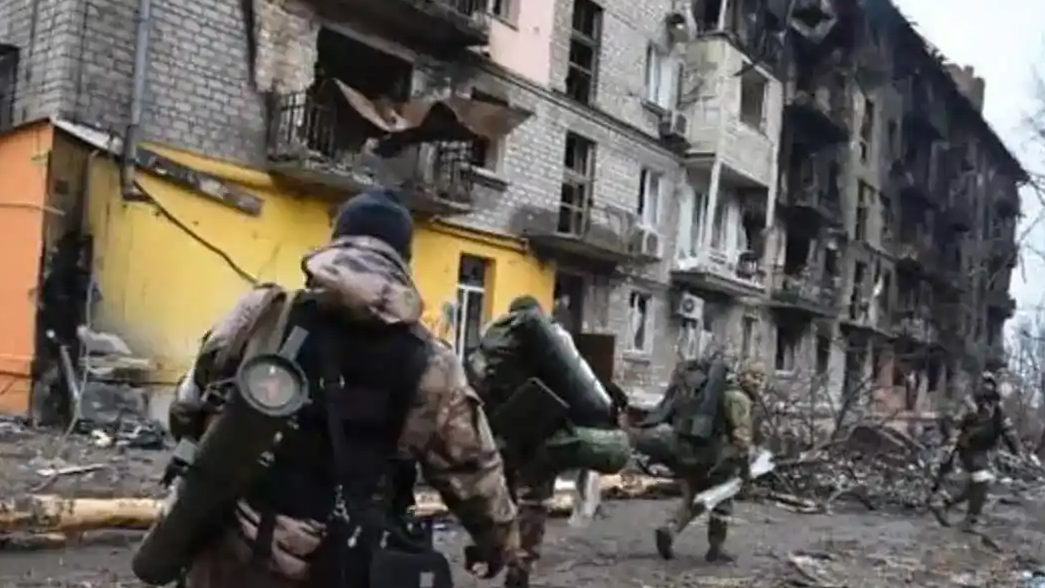 俄军方称已控制乌克兰库皮扬斯克市