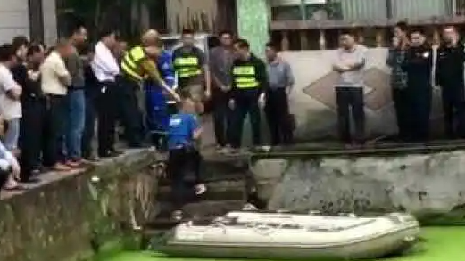 女子溺亡十几个摄像头拍不到肇事船