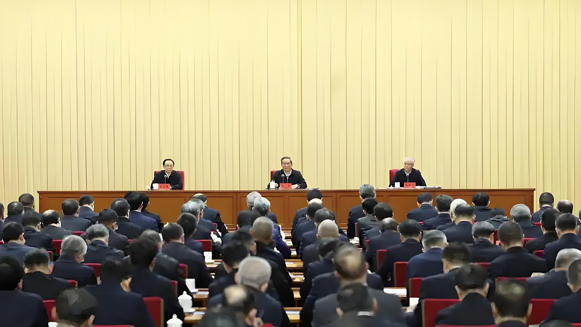 中央企业再获“行动指南”：习近平重要指示释放三大关键信号，如何重塑中国经济版图？