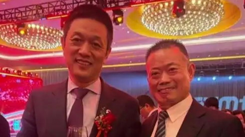 蔚来CEO李斌现身长鑫上市答谢晚宴