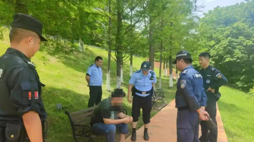 男子輕生前點奶茶店主騎手果斷報警