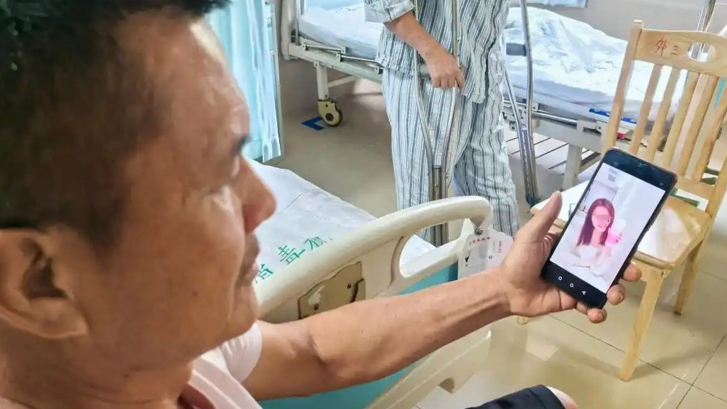 于东来回应招聘火爆致系统崩溃