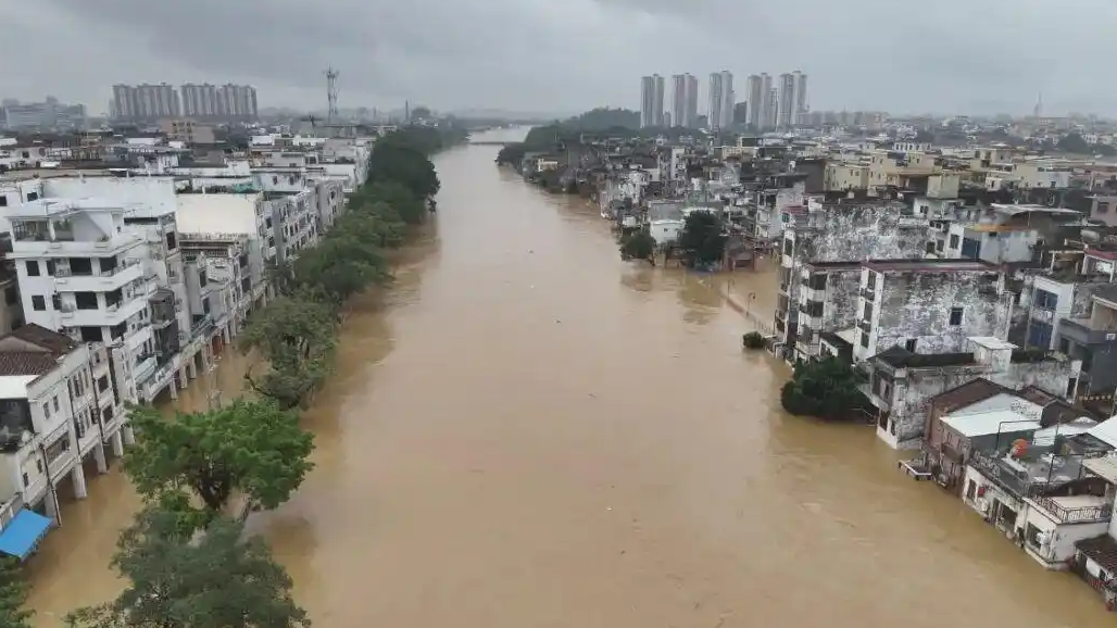  应对强降雨 广东提前转移超23000人