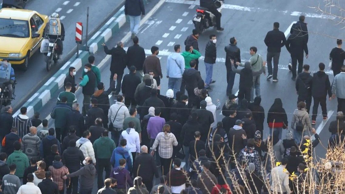 伊朗称处决伊斯法罕省骚乱武装领导人