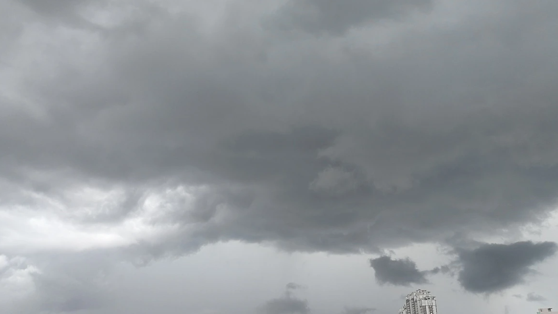 中央气象台发布强对流天气蓝色预警