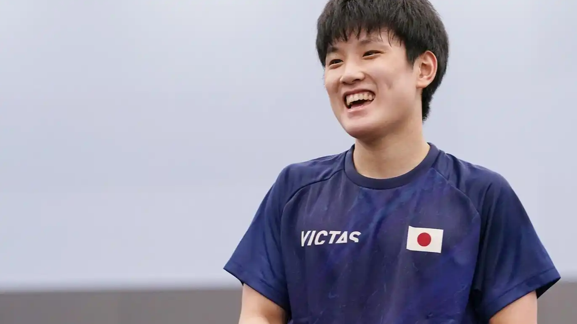 中国军网点名宝可梦、张本智和