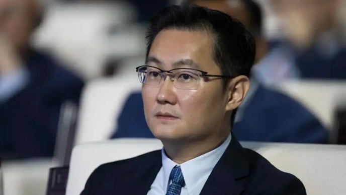 马化腾：以为上了AI的船却发现漏水了