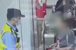   在逃女子买票看时代少年团演唱会被抓 缩略图