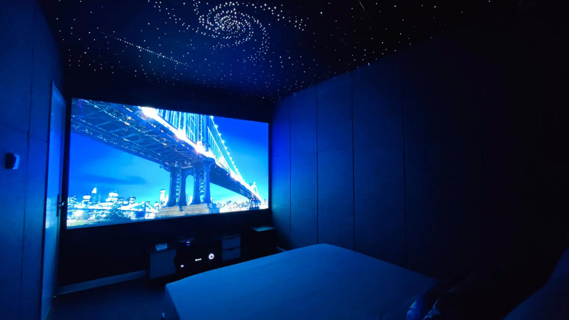 “私人影院”存陪侍服务 成都通报