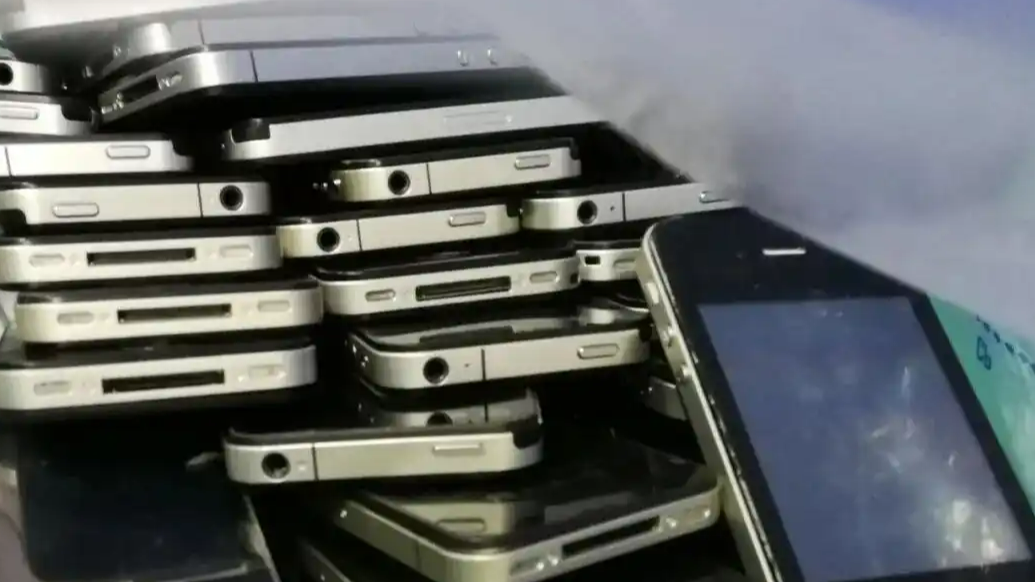  3台旧手机能换1台iPhone？实地调查