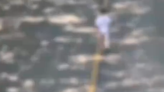 万斯在华盛顿被人怼脸骂